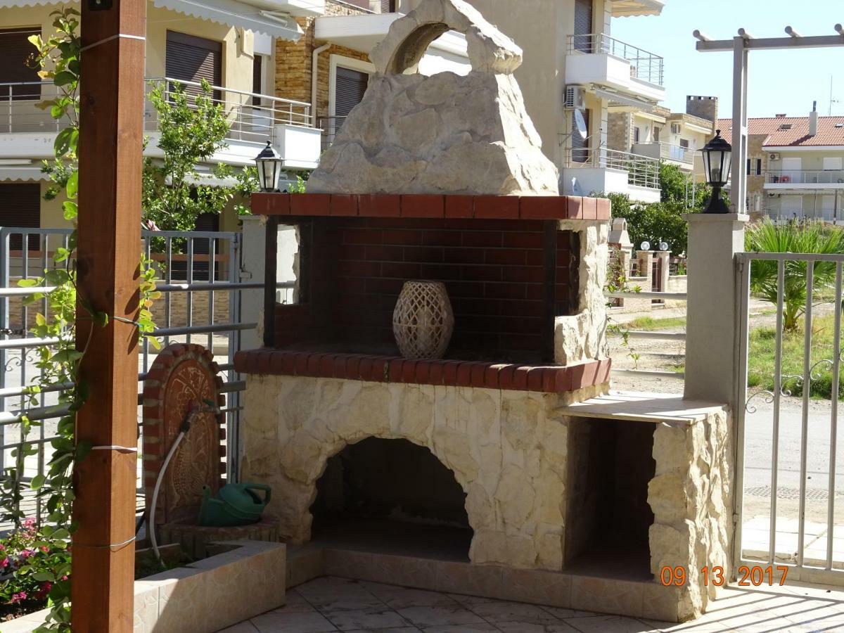 Paralia Villa Flogita Exterior foto